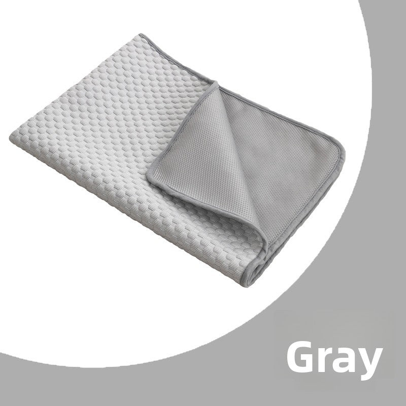 Explosions Pet Summer Pet Sofa Mat Floor Mat Dog Ice Mat Spring and Summer Cat Cool Mat Ice Silk Mat Cooling Sleeping Mat