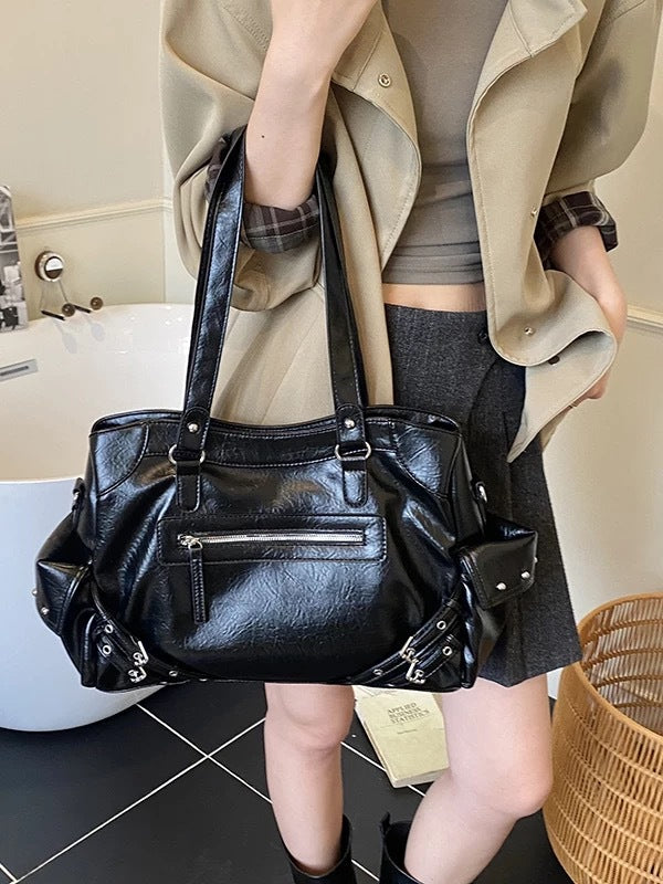 American-style niche motorcycle bag, sweet-and-cool spicy girl?s class bag, crossbody commuter bag